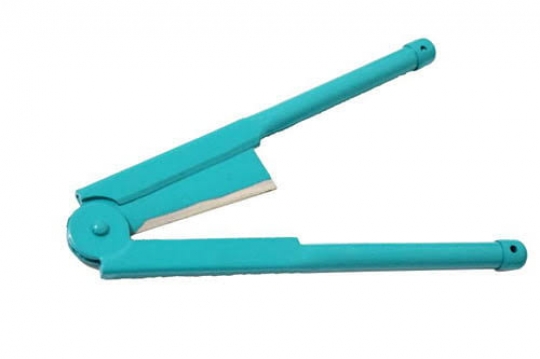 Nut Cutter