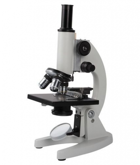 Standard Petrographic Microscopes